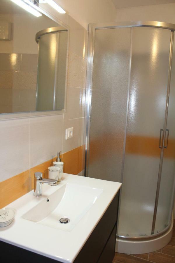 Il Castellaro Appartement Pignone Buitenkant foto