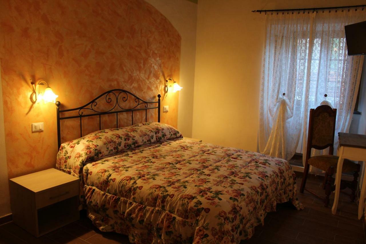 Il Castellaro Appartement Pignone Buitenkant foto