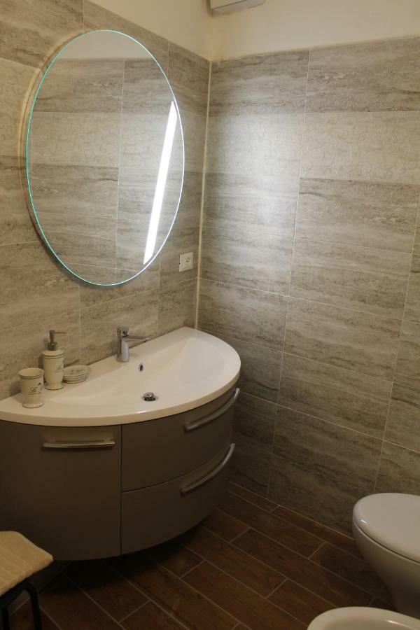 Il Castellaro Appartement Pignone Buitenkant foto