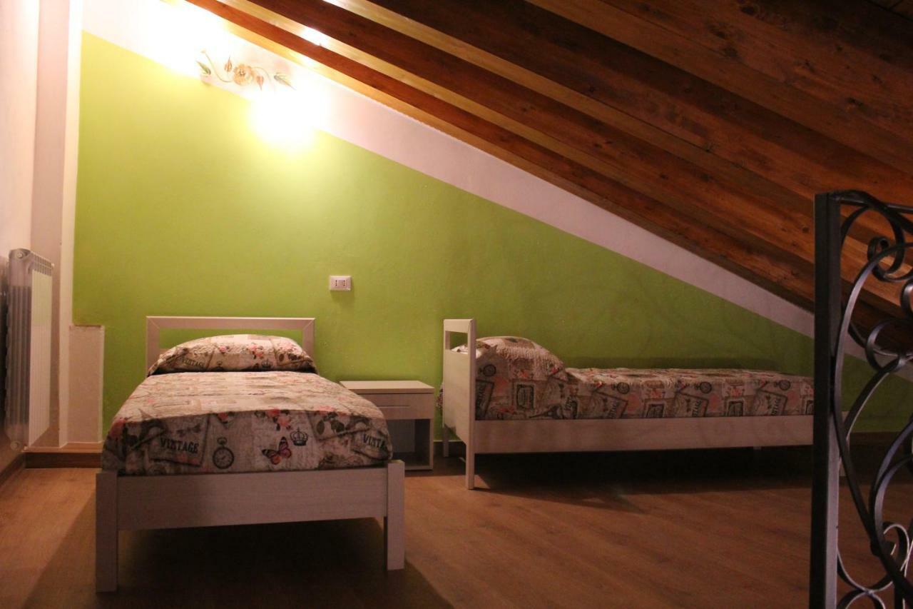 Il Castellaro Appartement Pignone Buitenkant foto