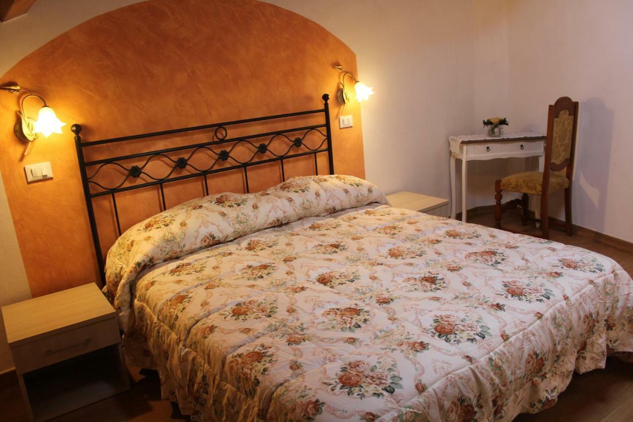 Il Castellaro Appartement Pignone Buitenkant foto